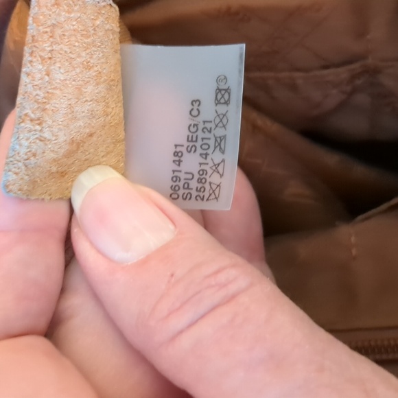 Longchamp Leather Flap Crossbody Bag - Picture 8 of 16